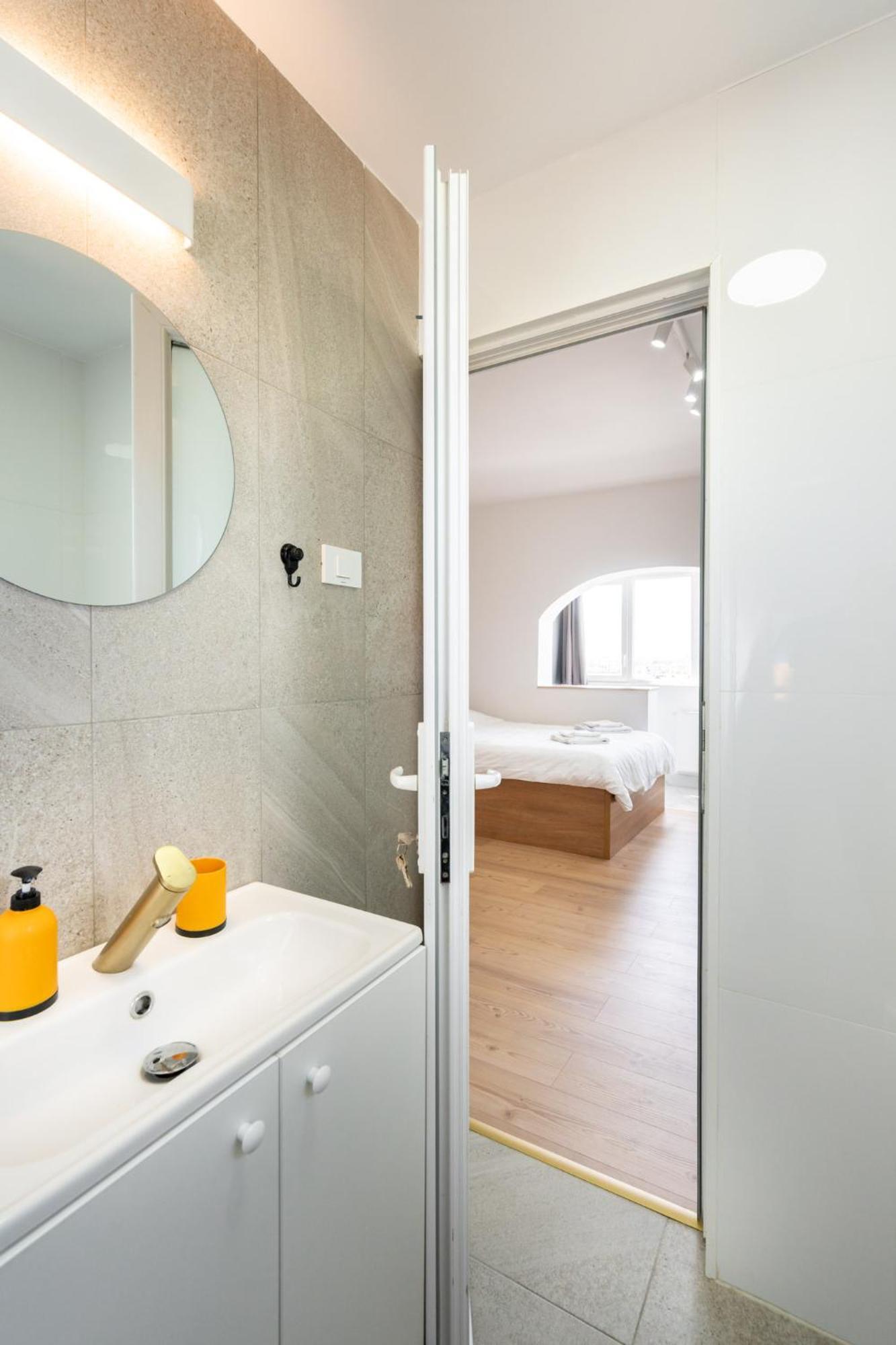 בוקרשט Sunset - Luxury Studio On Calea Victoriei מראה חיצוני תמונה