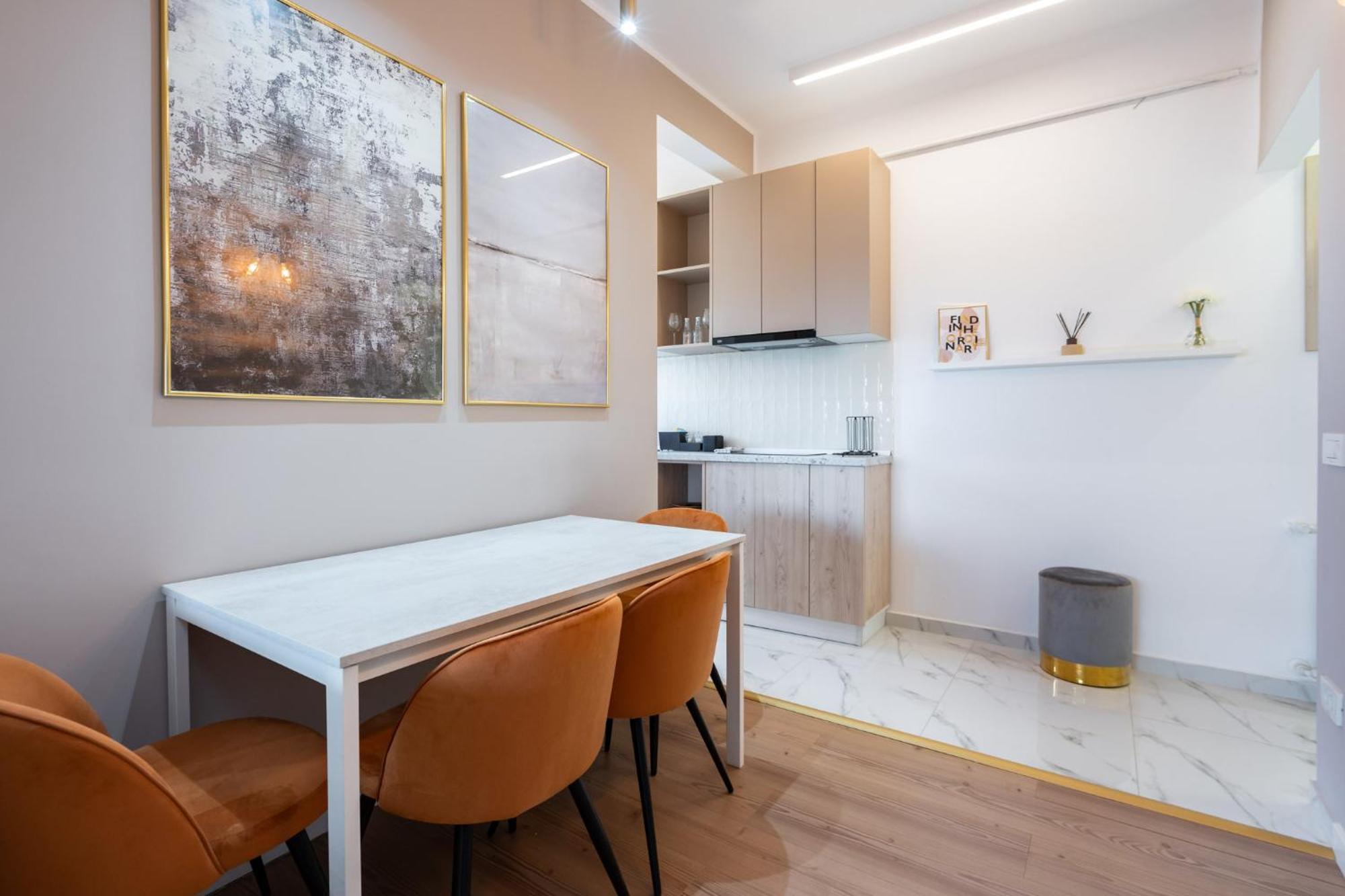 בוקרשט Sunset - Luxury Studio On Calea Victoriei מראה חיצוני תמונה